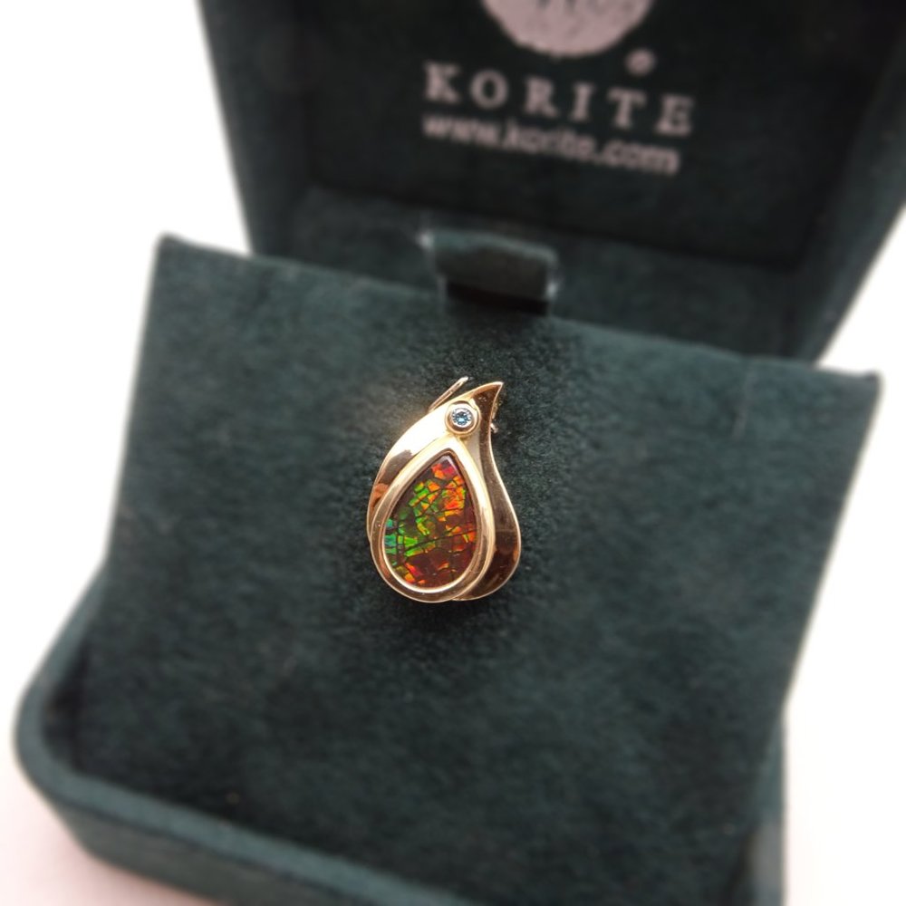 Solid 14k Yellow Gold, Ammolite and Blue Diamond Pendant - Picture 3 of 5